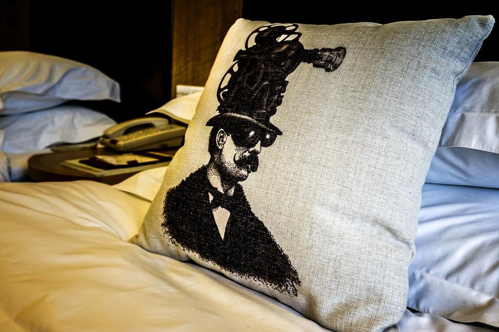 Chengdu Grand Hotel Bagian luar foto